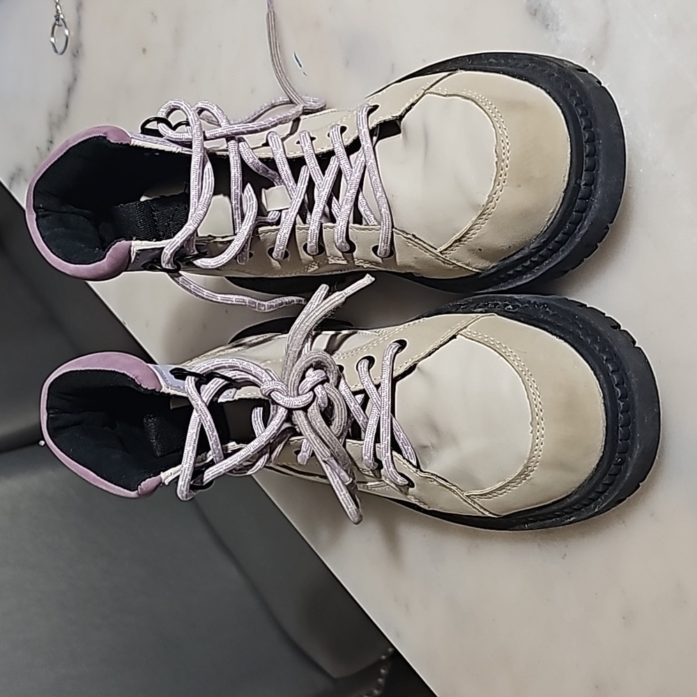 Zara Girls Boot, size 36